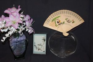 lot 130 image: Home Decorations