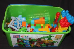 lot 146 image: dublo blocks with storage tote
