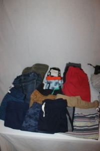lot 225 image: Kid size 5 pants and underwear