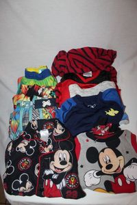 lot 227 image: Boys clothing