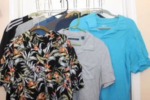 lot 246 image: Mens Large Casual Shirts