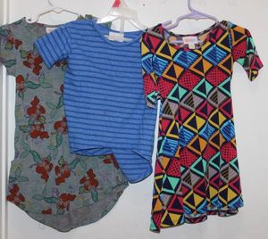 lot 261 image: Size 2T Girls Clothing