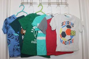 lot 270 image: Boys Shirts Size 3T