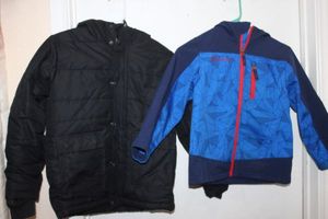 lot 275 image: Magellan Hooded Coat and Free Country Hooded Jacket Size 56