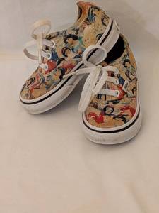 lot 289 image: Vans special edition size 4.5