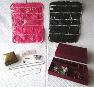 lot 507 image: .925 Silver necklaces (2 total), .925 Silver pendant and a jewelry box plus