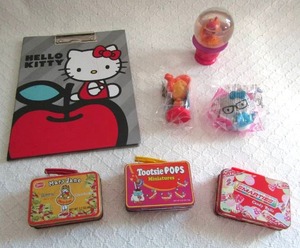 lot 557 image: Hello Kitty toys and others