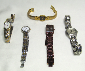 lot 642 image: Ladies watches, Relic, Elgin, Charles Raymond, Seiko