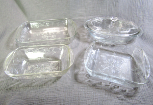lot 657 image: Oven Proof glass baking dishes with lids as shown