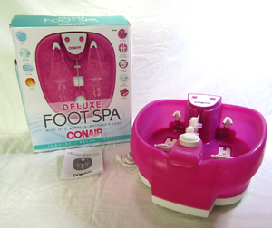 lot 708 image: Conair deluxe foot spa