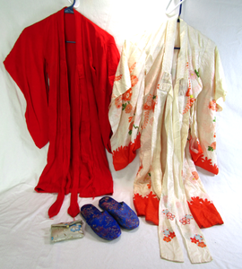 lot 672 image: Vintage Japanese Kimono Robes, slippers and Honora Collection small clutch wallet