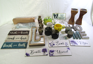 lot 694 image: Assorted home decor as shown