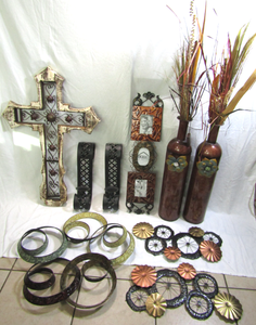 lot 696 image: Assorted large metal home decor as shown