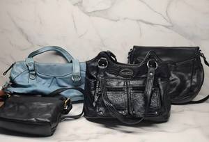 lot 69 image: Womens Handbag Bundle (4)  Rosetti, Worthington, Cobb & Co