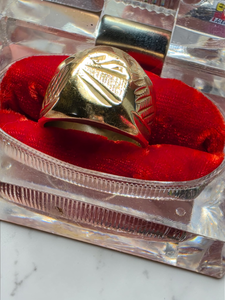 Gold toned – Stamped 18K, Classic Band Style (See Photos for Details)