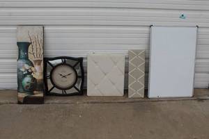 lot 21 image: Lot with picture wall clock two memo board and white board