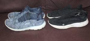 lot 94 image: Size7 shoes