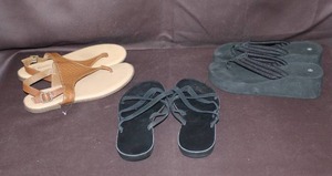 lot 95 image: Size 88.5 sandalsflip flops