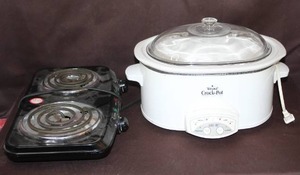 lot 108 image: Assortment of kitchen items see pictures for details