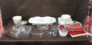 lot 128 image: Mixed lot with pyrex and pier 1 and Thyme & Table  and many more see pictures for details