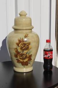 lot 154 image: vintage ginger jar soda and picture for size