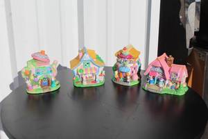 lot 157 image: hand-painted ceramic houses