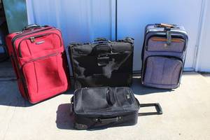 lot 184 image: Suitcases