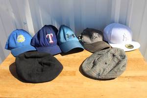 lot 186 image: Caps