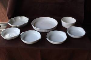 lot 213 image: white ceramic au gratin or baking dishes, often used for individual servings of casseroles