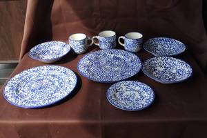 lot 224 image: Country Lane set