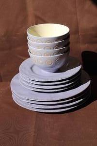 lot 229 image: Dish set
