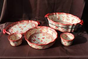 lot 253 image: Temp-Tations Presentable Ovenware set