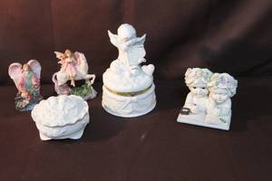 lot 286 image: Trinket boxes and musical figurine featuring twin cherub angels reading together. And more see pictures for details