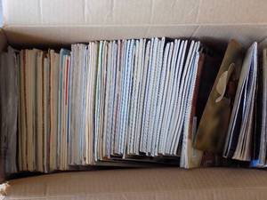 lot 61 image: box of handyman magazines