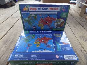 lot 116 image: Map of the world puzzles qty 2 new