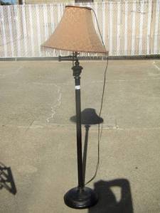 lot 11 image: floor lamp with shade