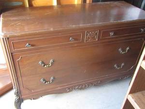 VINTAGE 3 drawer Low Dresser with Claw Feet  35 X 52 X 21