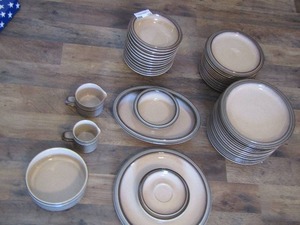 lot 154 image: Denby  ENGLAND  ($$$$) large dish set - OBLONG & ROUND PLATTERS,13 DINNER PLATES, 13 LUNCHEON PLATES, 11 CEREAL BOWLS,  2 CREAMERS, SERVING BOWL, 2 MUG SAUCERS, 1 TEA CUP SAUCER