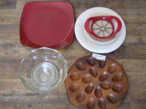 lot 155 image: egg plate, apple slicer, bowl and 2 plates