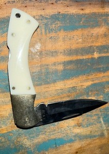 lot 146 image: Solingen Bear Hunter pocket knife