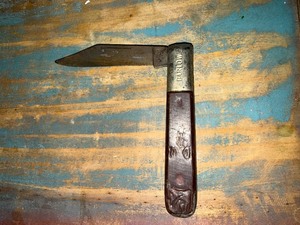 lot 149 image: Barlow pocket knife