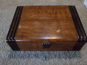 lot 73 image: VINTAGE  LETTER STATIONARY BOX - CEDAR