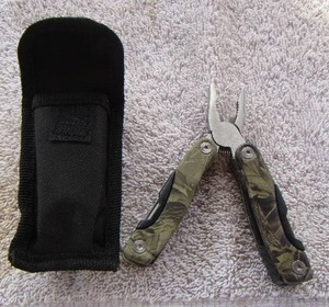 lot 54 image: NORWAY MULTI TOOL WITH CASE