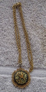 lot 7 image: VINTAGE DANMASCENE GOLD AND BLACK BIRD FLORAL PENDANT AND CHAIN