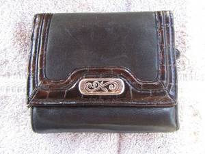 lot 17 image: BRIGHTON EVE DELIGHT BLACK LEATHER WALLET