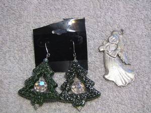 lot 308 image: ANGEL PENDANT & XMAS TREES EARRINGS