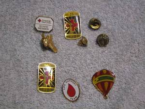 lot 292 image: LAPEL PINS