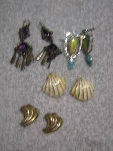lot 314 image: EARRINGS