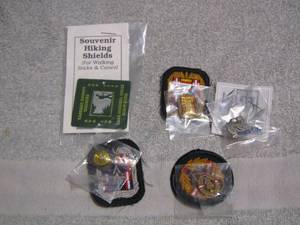 lot 285 image: HIKER PINS AND PATCHESBADGES  NEW