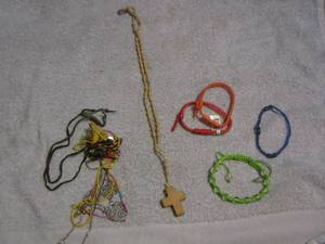 lot 153 image: NECKLACE AND BRACELET